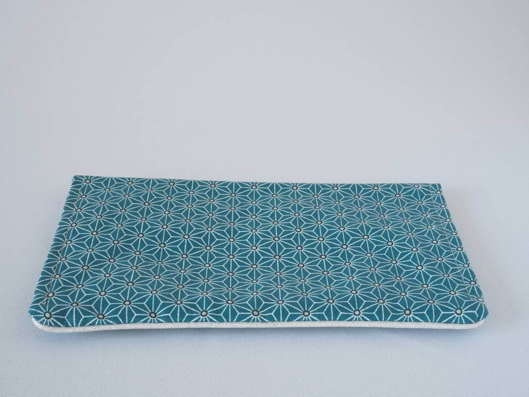 Protège chéquier-motif japonais, chanvre, turquoise.