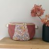 Sac banane Les Fleuris. Couleur Sienne et empiècement fleuri.