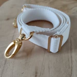Bandoulières, sangles réglables 25mm. Couleur : blanc Bouclerie : dorée
