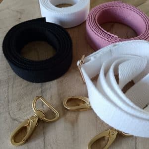 Bandoulières, sangles réglables 25mm. Bouclerie dorée Différents coloris