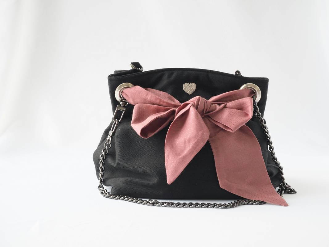 Sac seau noir avec lien foulard plumetis vieux rose