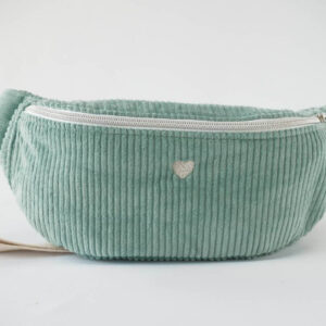Sac banane Fanny, en velours côtelé céladon (vert d'eau) et bouclerie argentée
