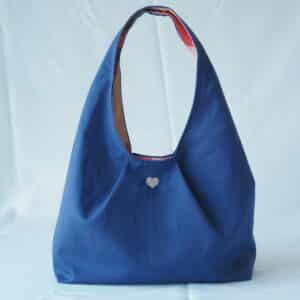 Sac bobo bleu roi ,broderie coeur argenté